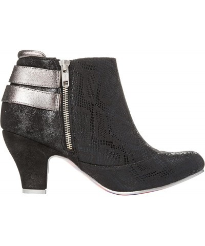 Women's Classic Ankle Boot Black $52.99 Boots