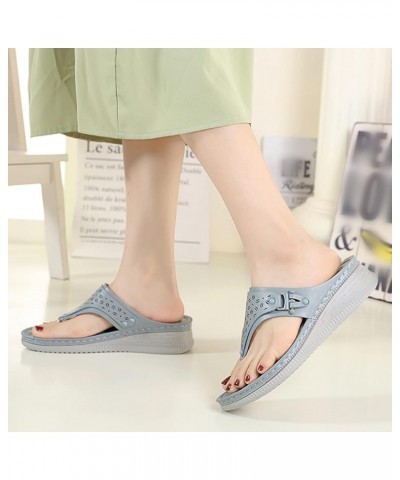 Sandals for Women Dressy Breathable Clip Toe Sandals Retro Leather Anti Slip Flat Sandals Summer Wide Fitting Beach Studded S...