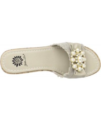 Women's Maryland Natural $19.35 Sandals