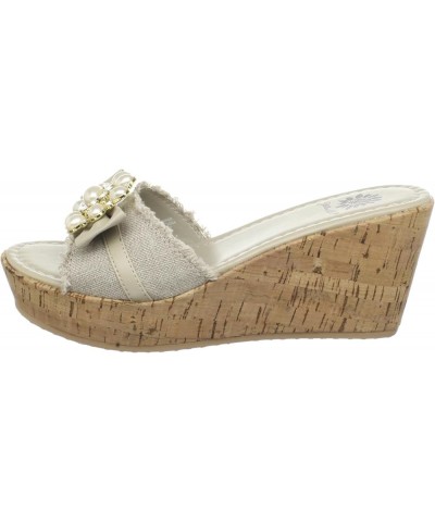 Women's Maryland Natural $19.35 Sandals